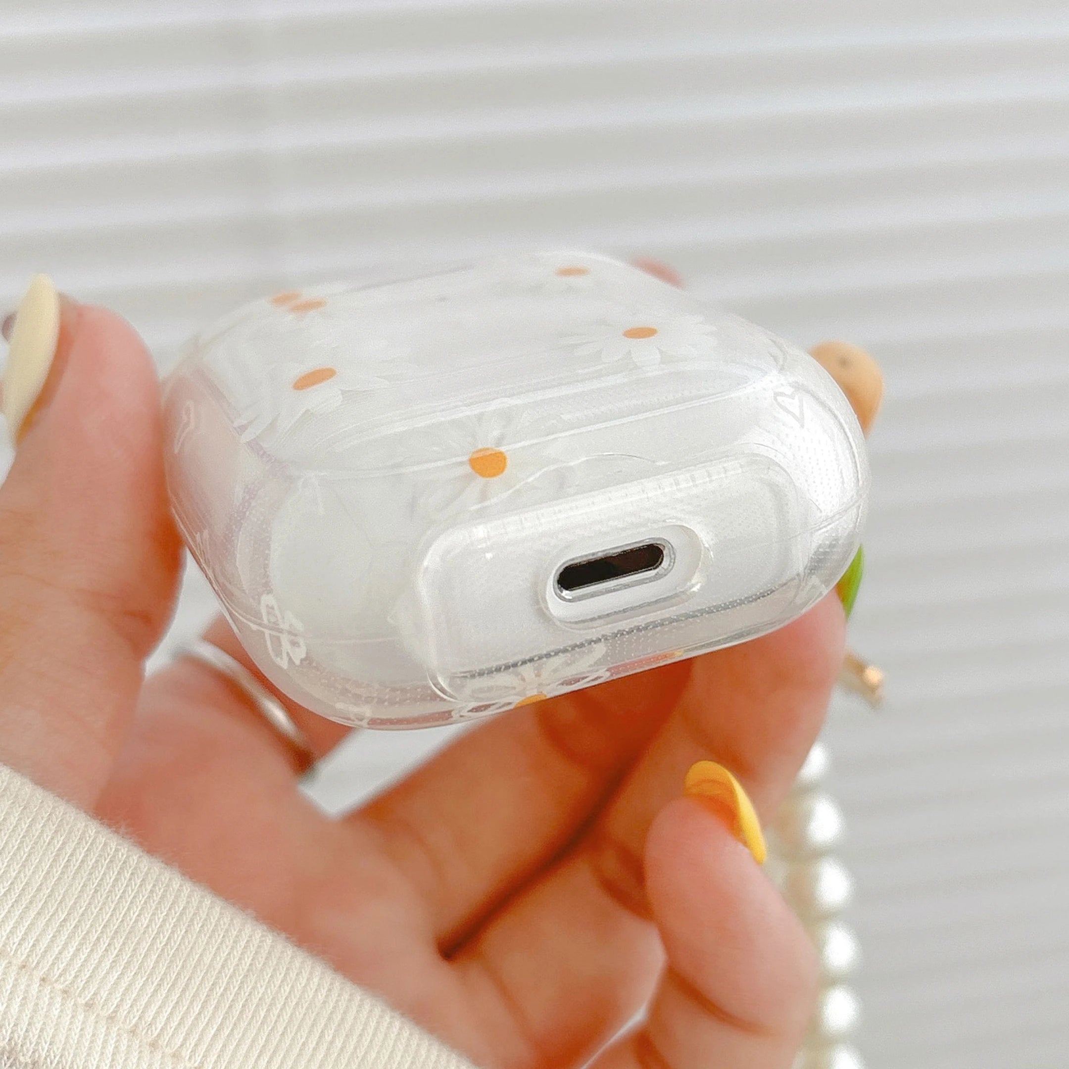 Funda inalámbrica Bluetooth para AirPods1/2, AirPods3, AirPods pro y pro2, funda para auriculares con patrón de flores de tpu y chai de perlas de imitación