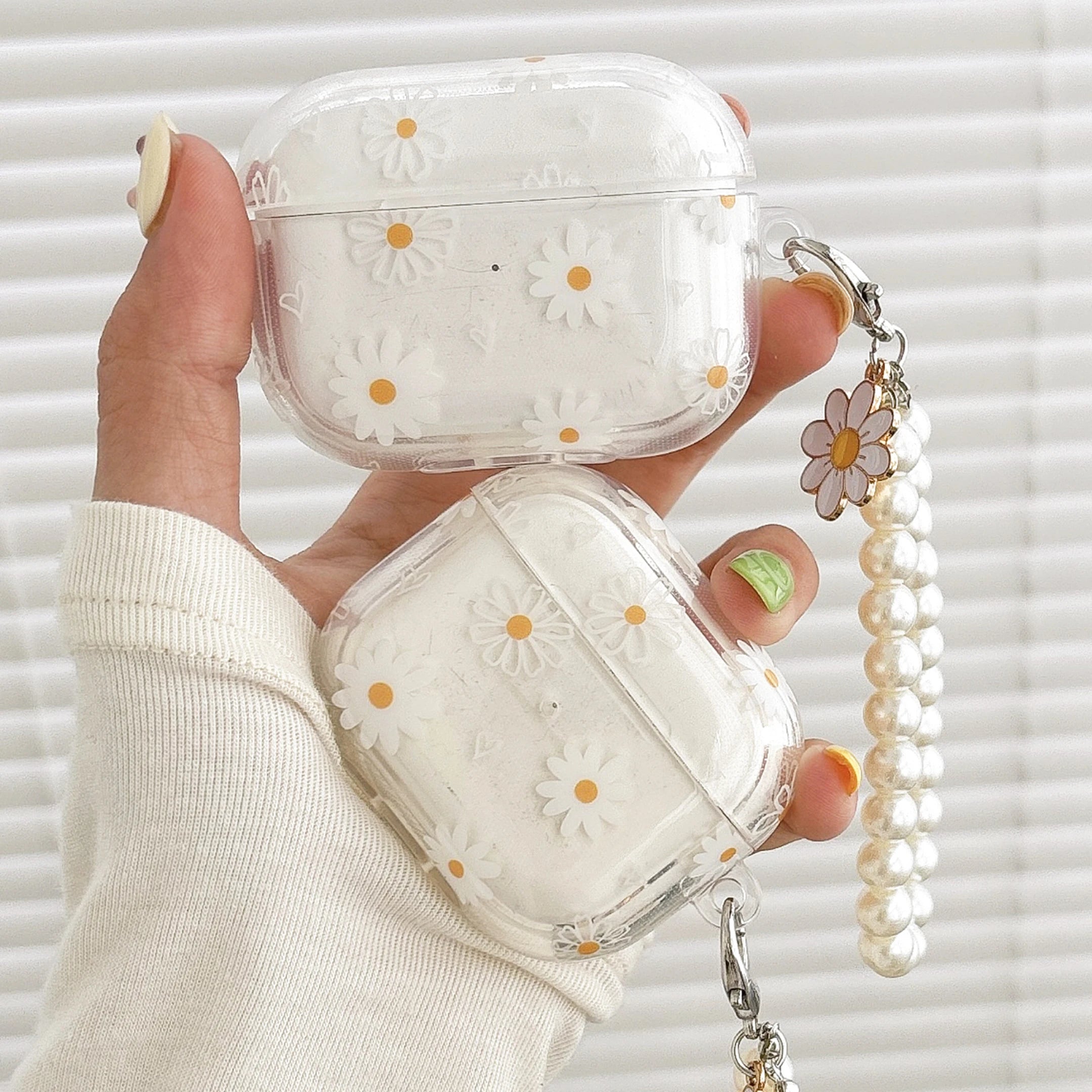 Funda inalámbrica Bluetooth para AirPods1/2, AirPods3, AirPods pro y pro2, funda para auriculares con patrón de flores de tpu y chai de perlas de imitación